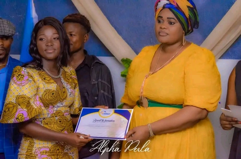 Remise de certificat de formation